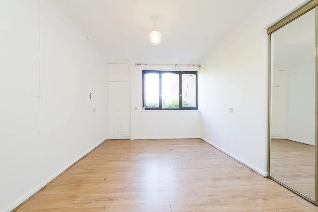 1 bed Apartment