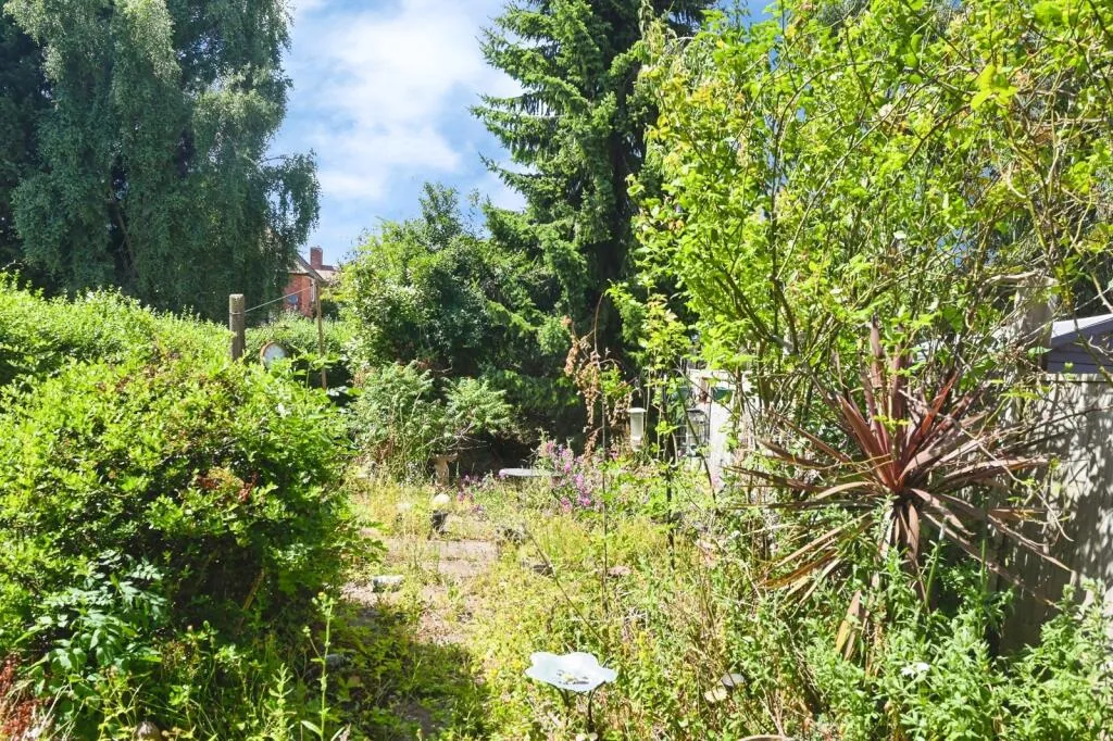 2 bed Terraced