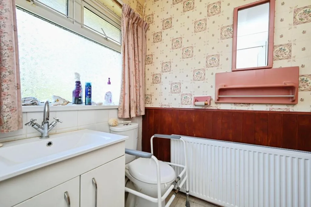 2 bed Terraced