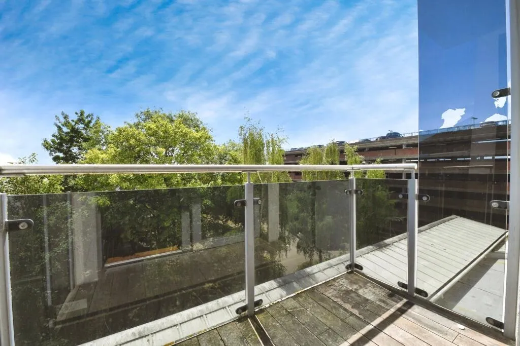 2 bed Apartment