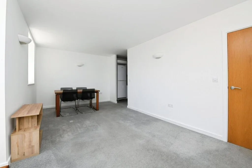2 bed Apartment