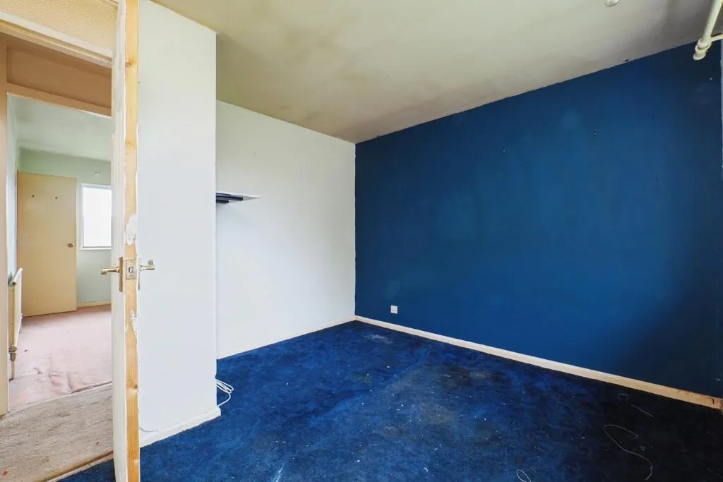 3 bed End of Terrace