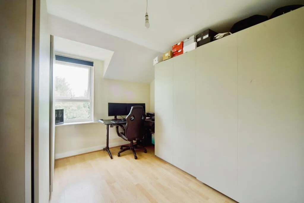 2 bed Apartment