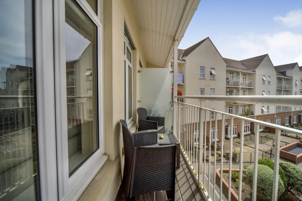2 bed Apartment