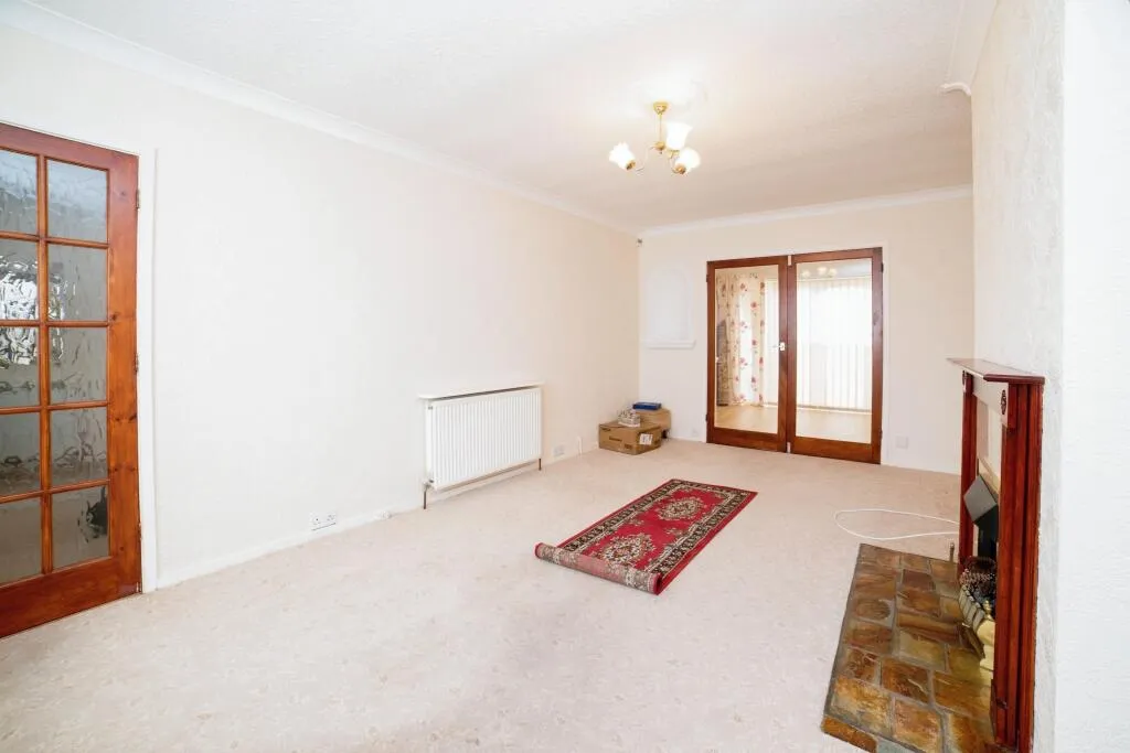 3 bed Semi-Detached