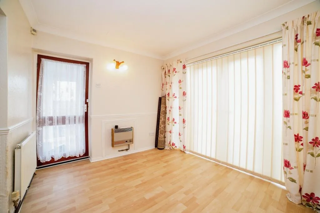 3 bed Semi-Detached