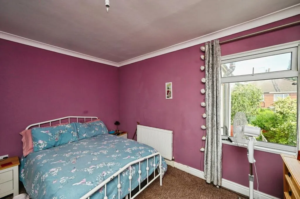 2 bed House