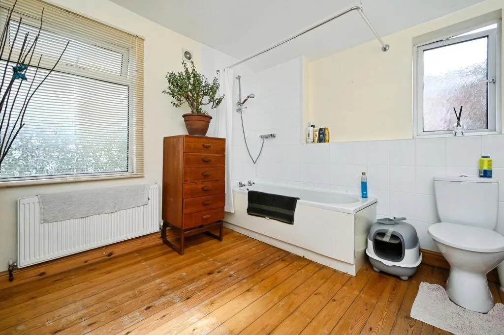 2 bed House