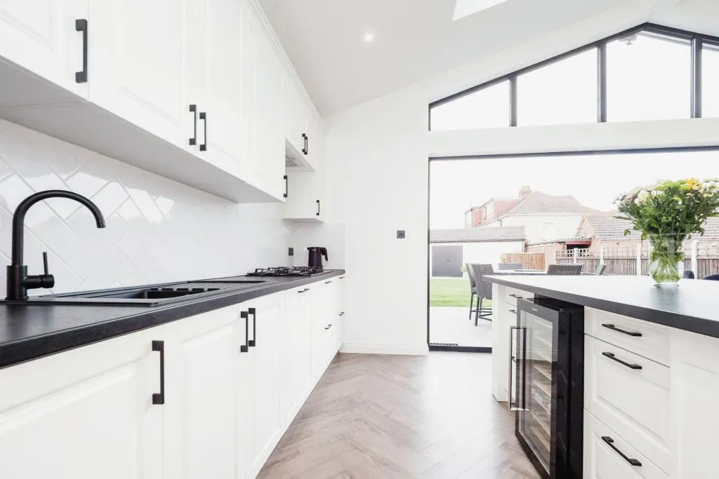 4 bed Semi-Detached Bungalow