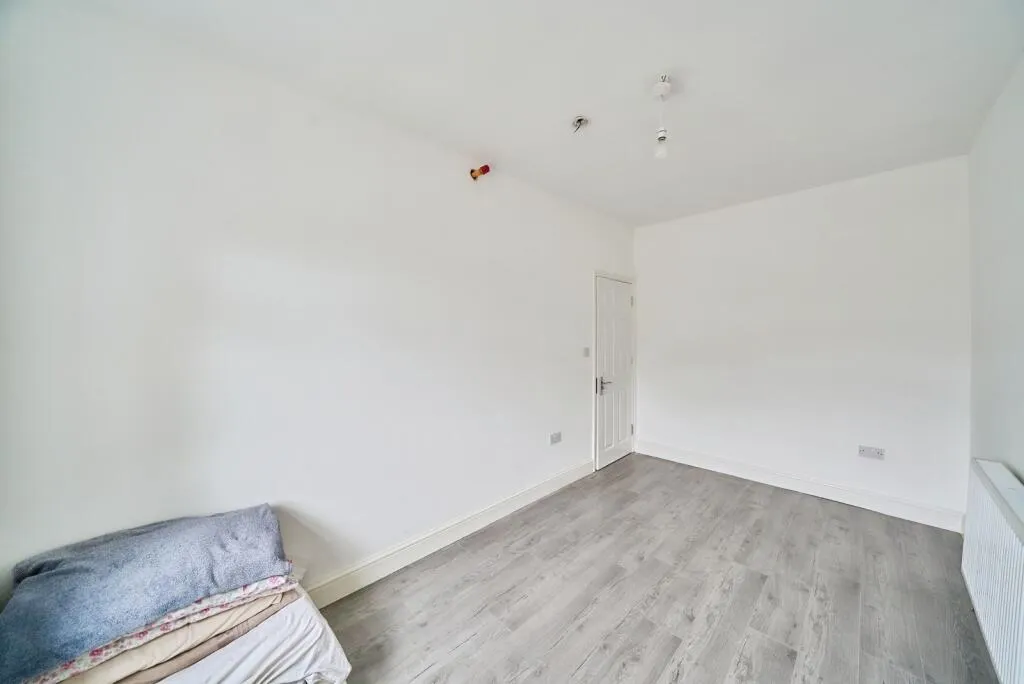 3 bed Terraced