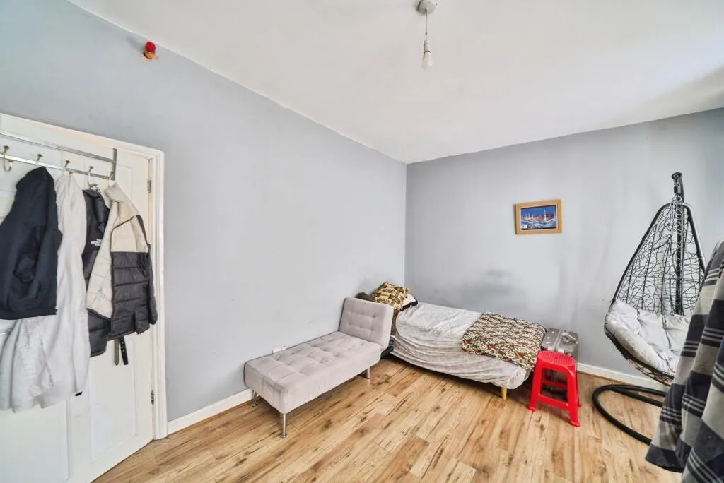 3 bed Terraced