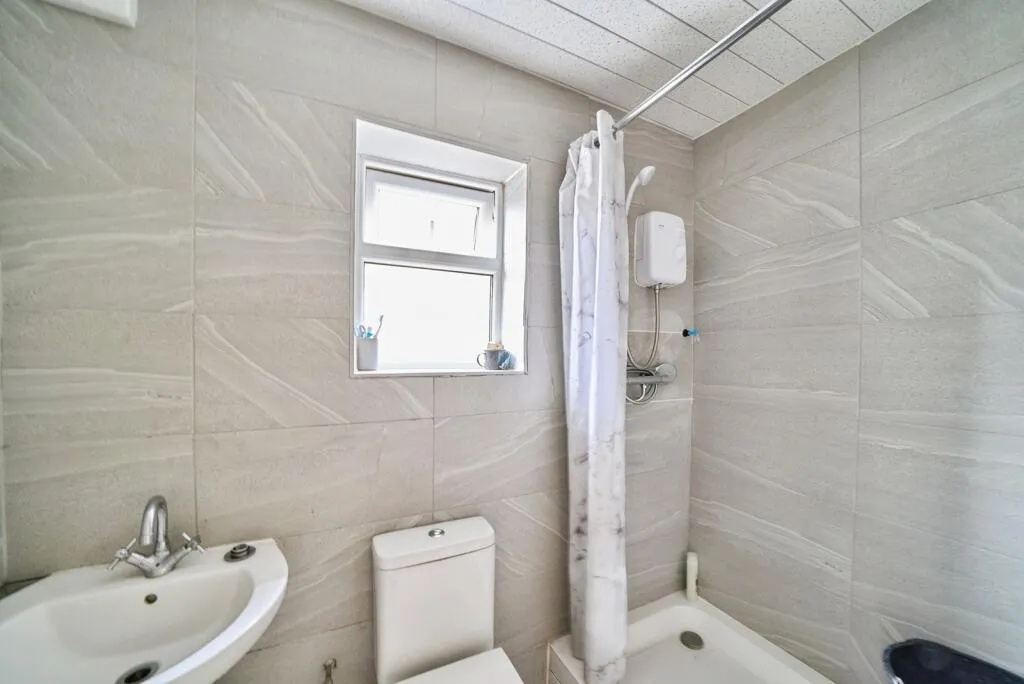 3 bed Terraced