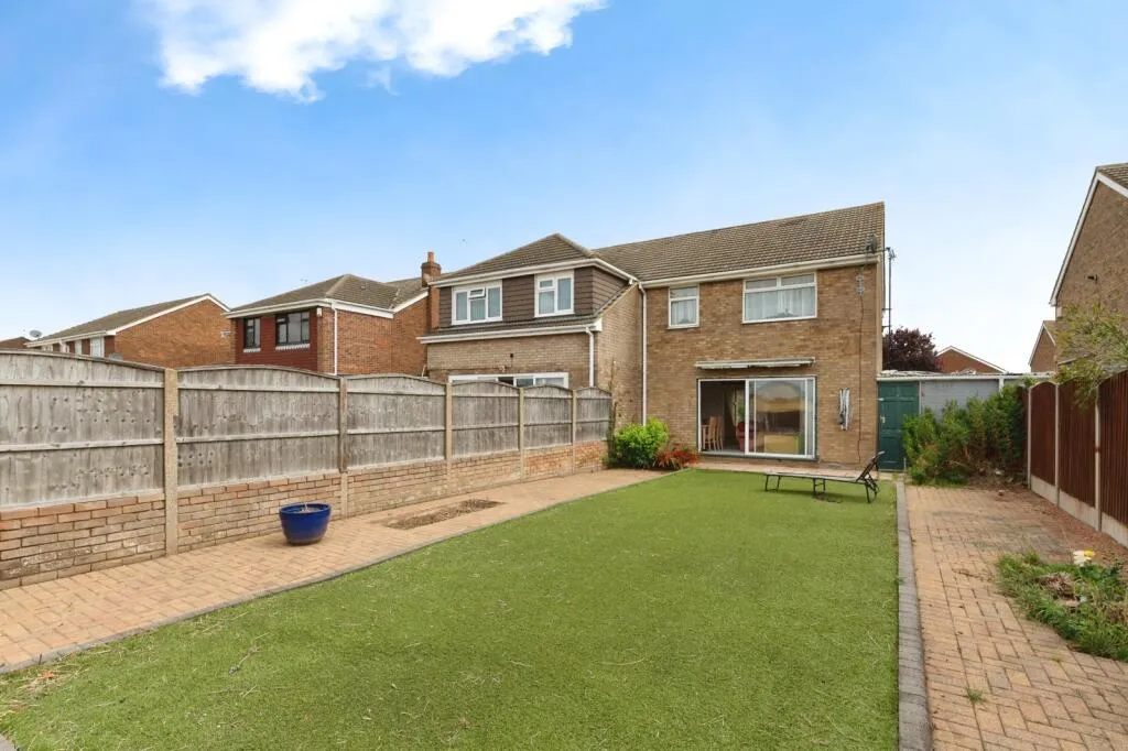 3 bed Semi-Detached