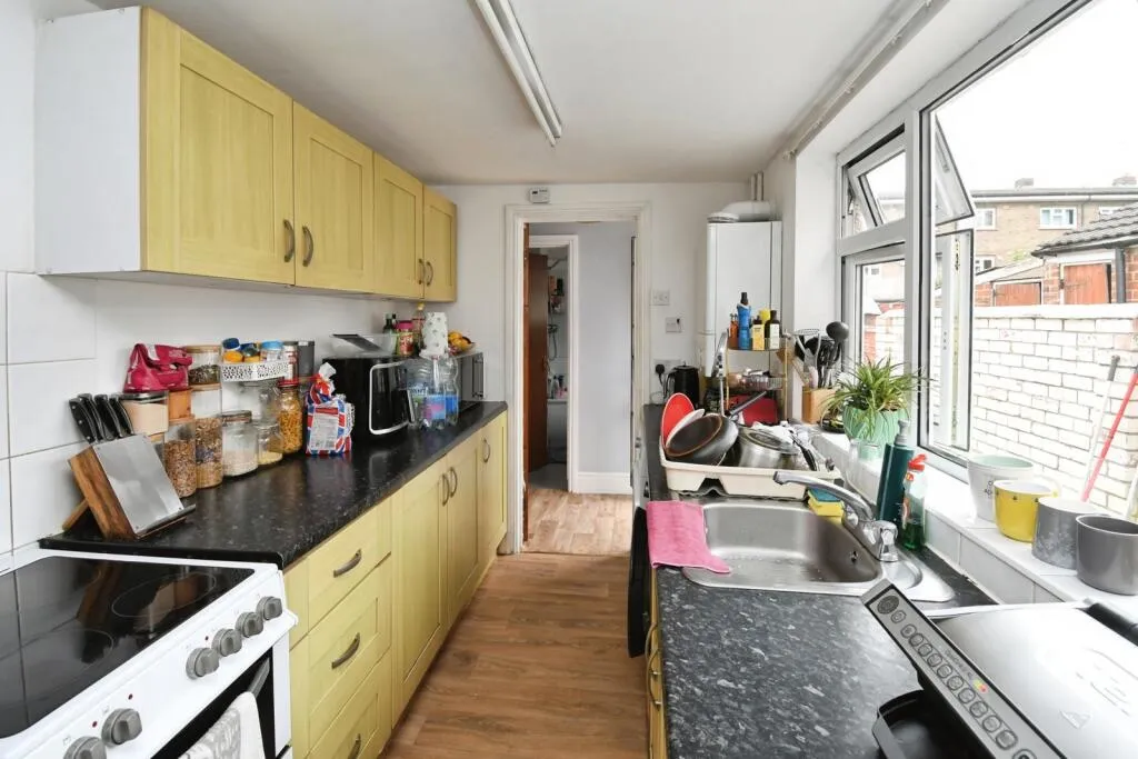 3 bed Terraced