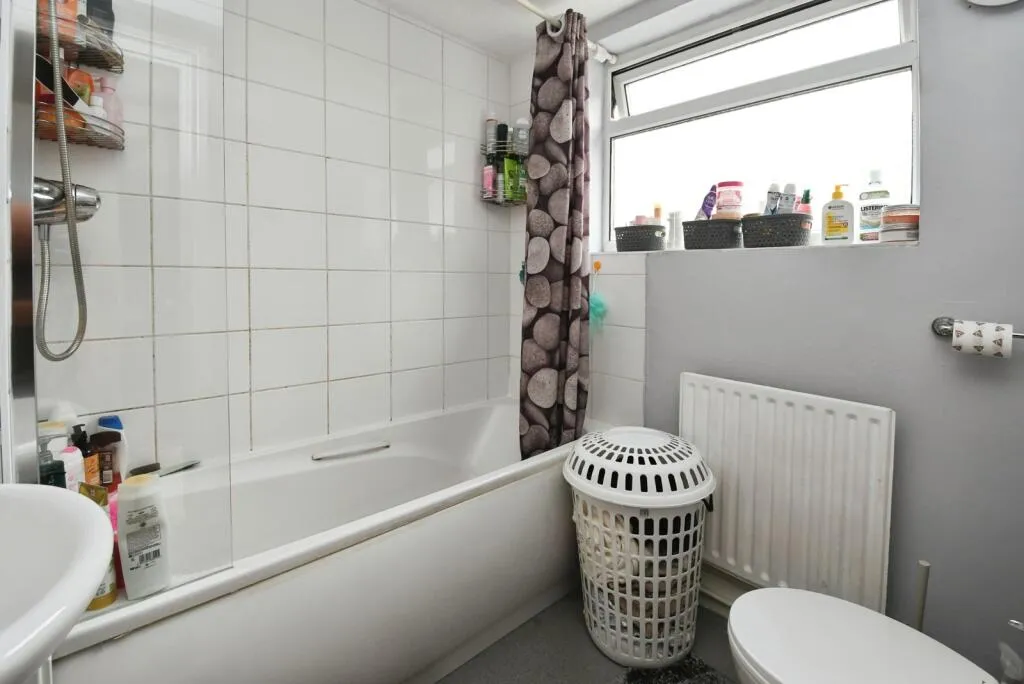 3 bed Terraced