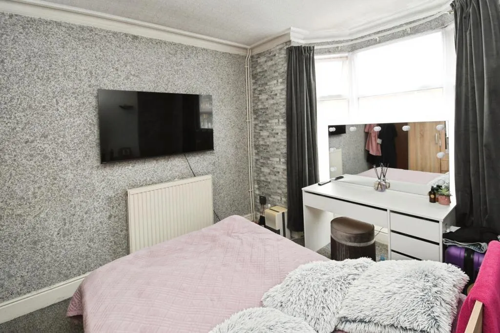 3 bed Terraced