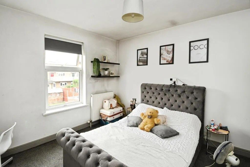 3 bed Terraced