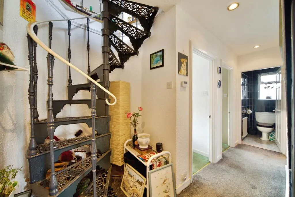 2 bed Apartment