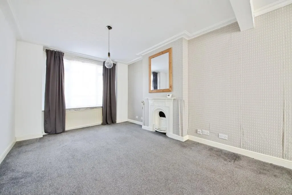 3 bed Detached