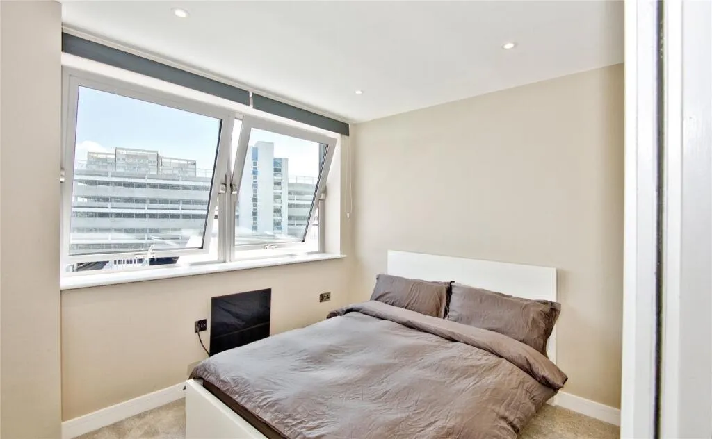 1 bed Block of Apartments