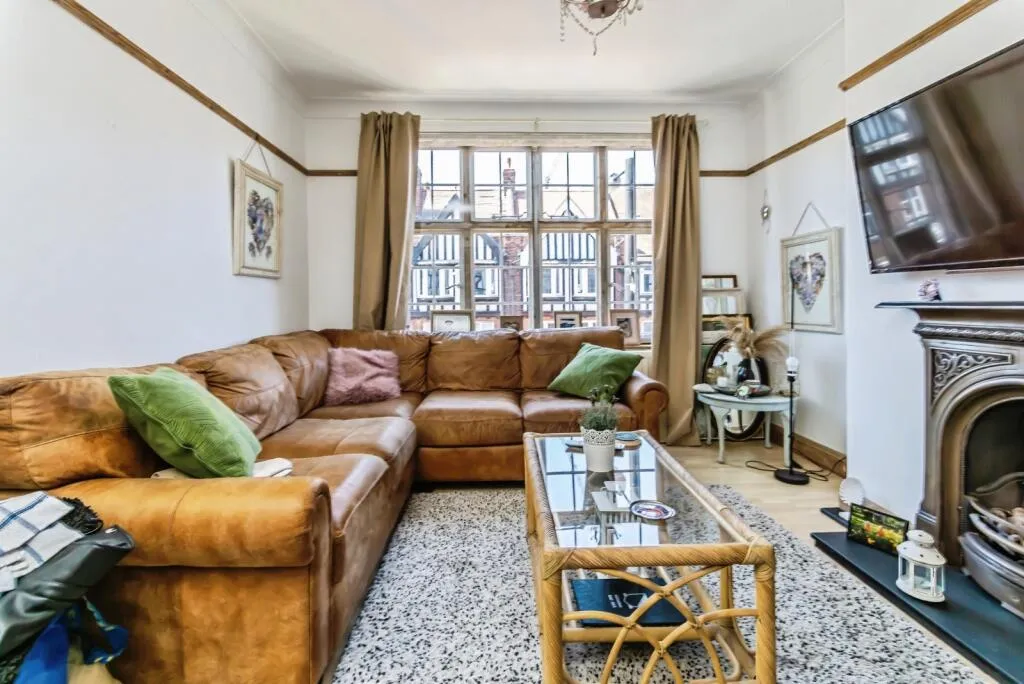 2 bed Apartment