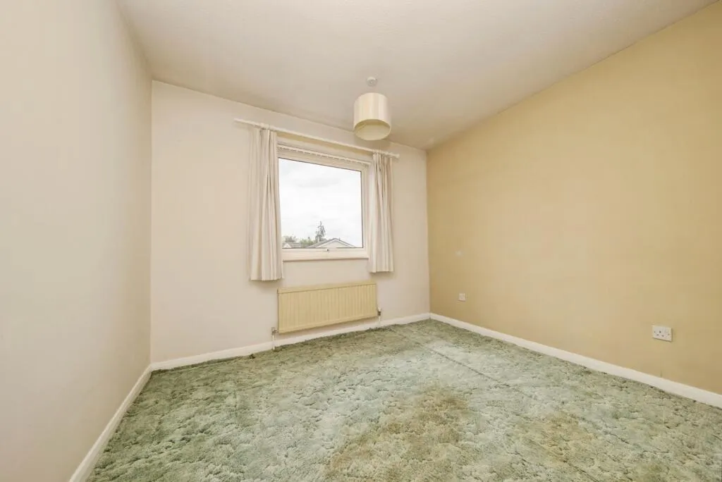 4 bed Detached
