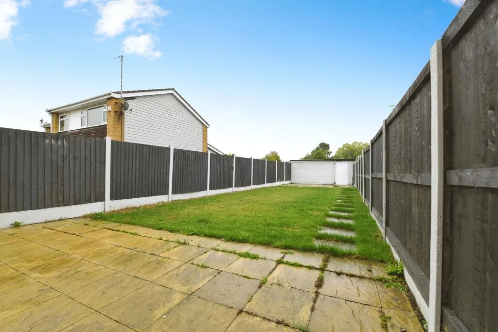 2 bed Semi-Detached