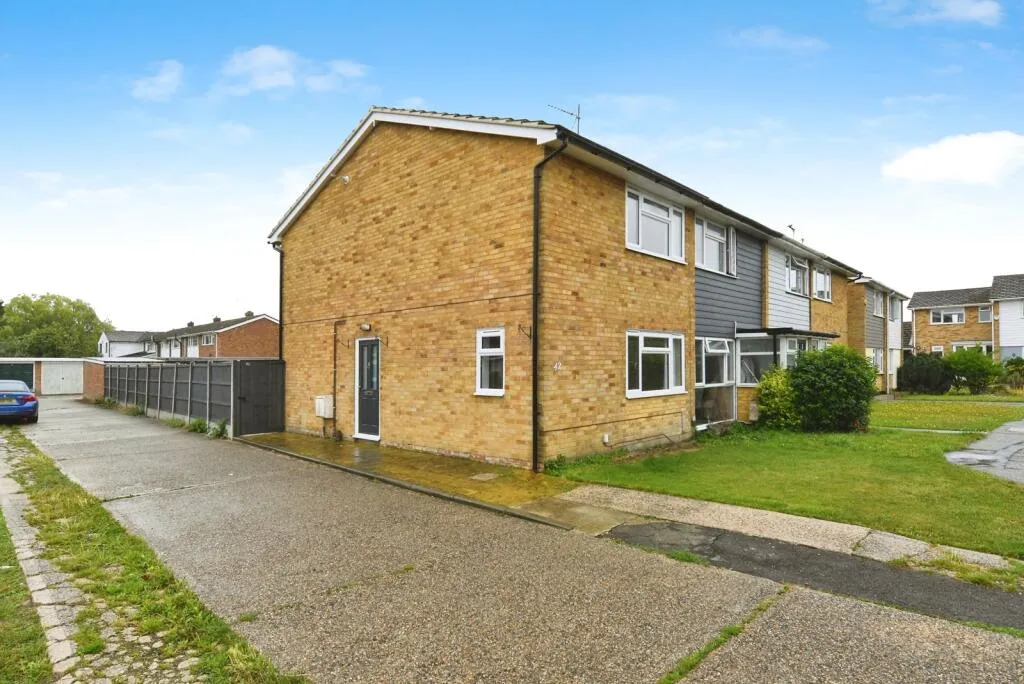 2 bed Semi-Detached