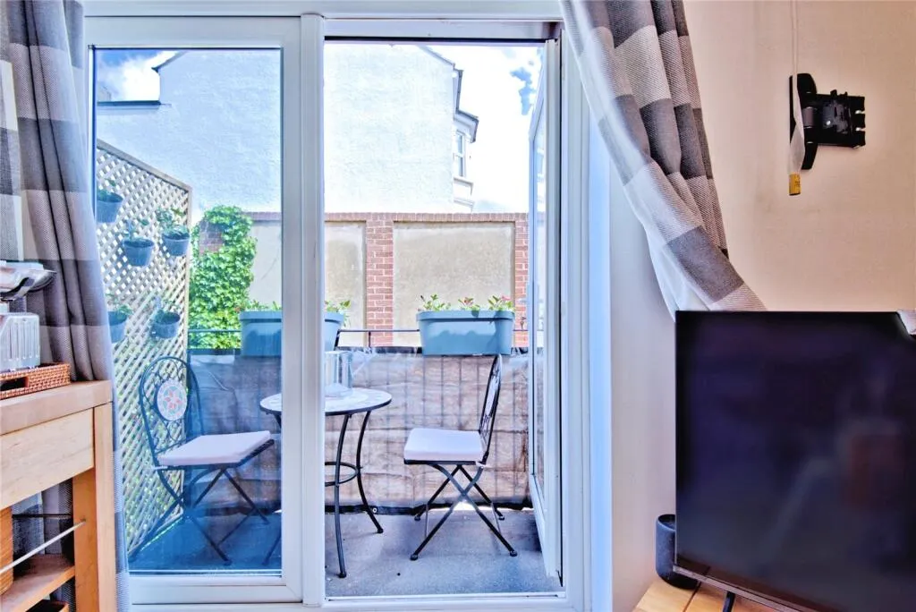 1 bed Apartment