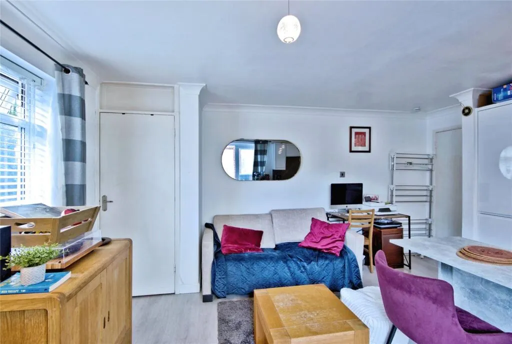 1 bed Apartment