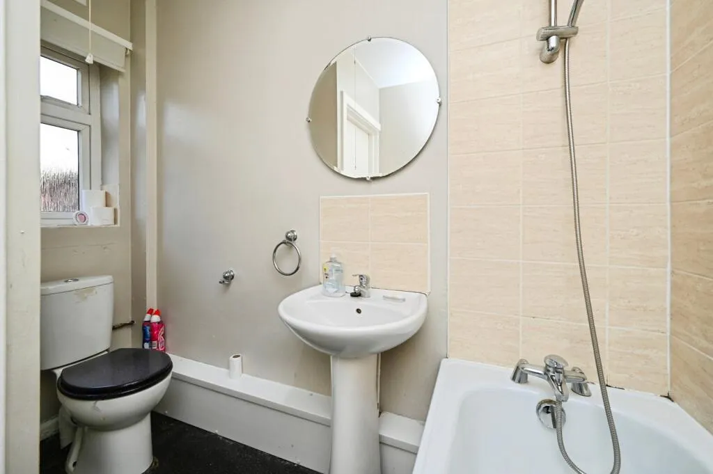 3 bed Terraced