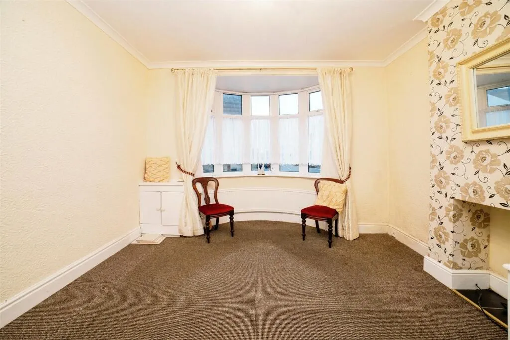 3 bed Semi-Detached