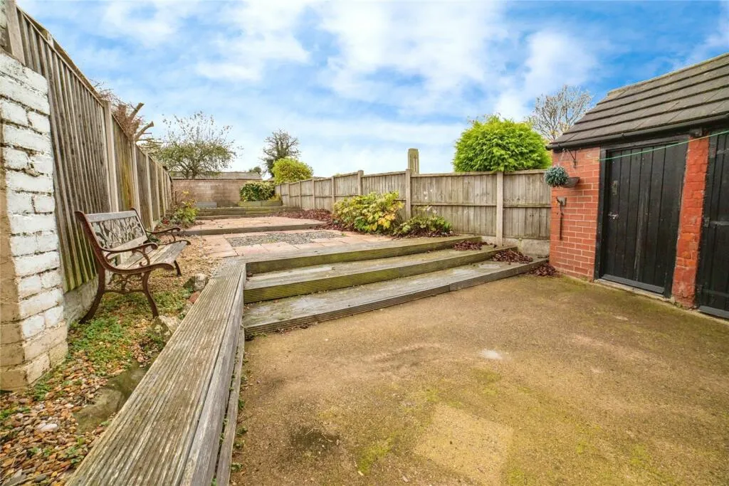 3 bed Semi-Detached