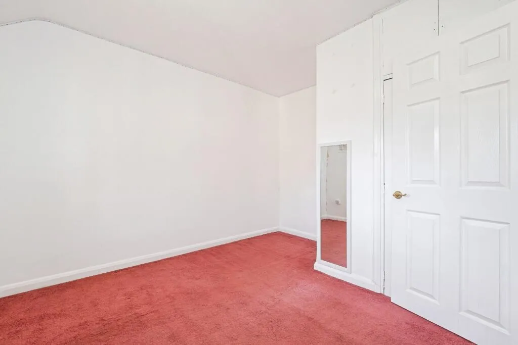 4 bed End of Terrace