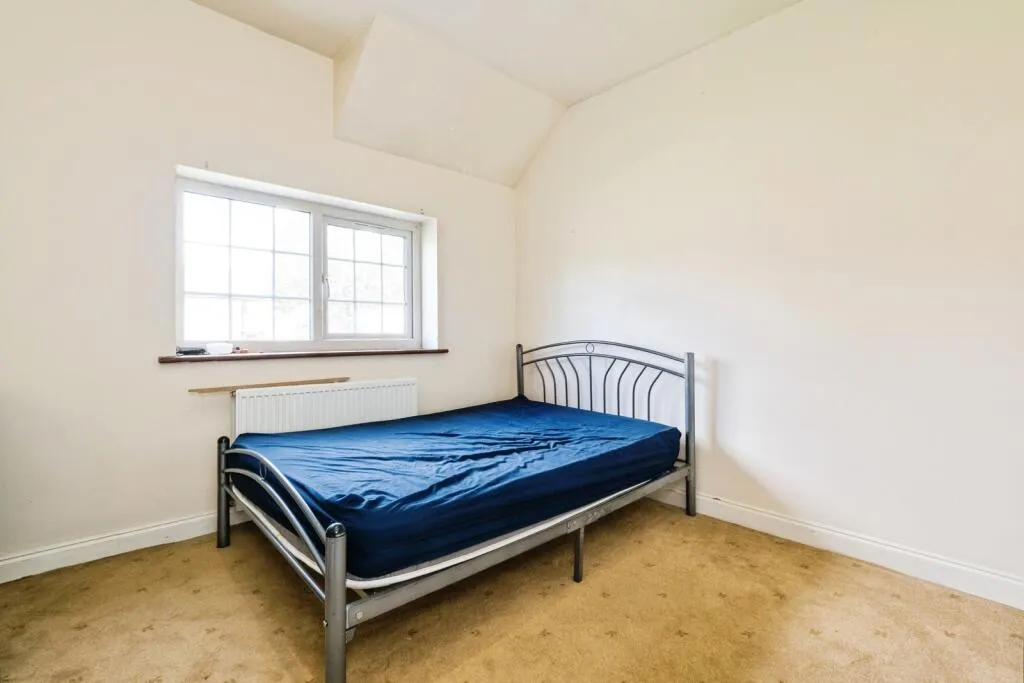 4 bed End of Terrace
