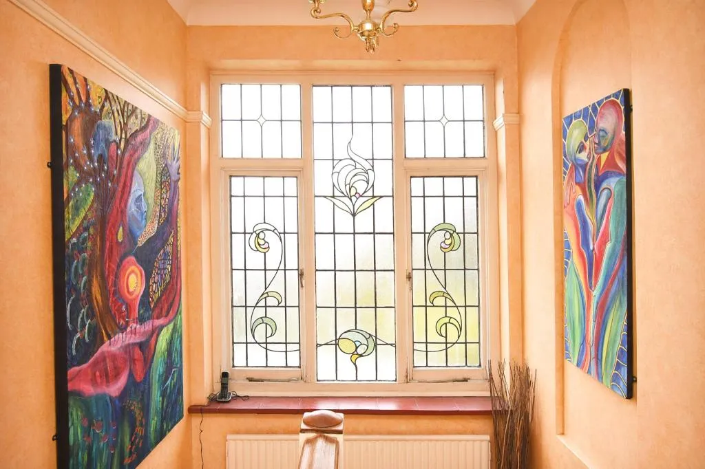5 bed Detached