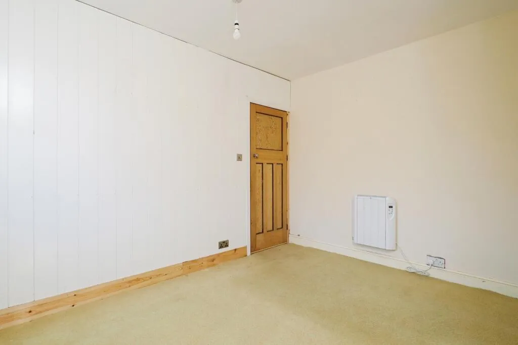 2 bed Semi-Detached