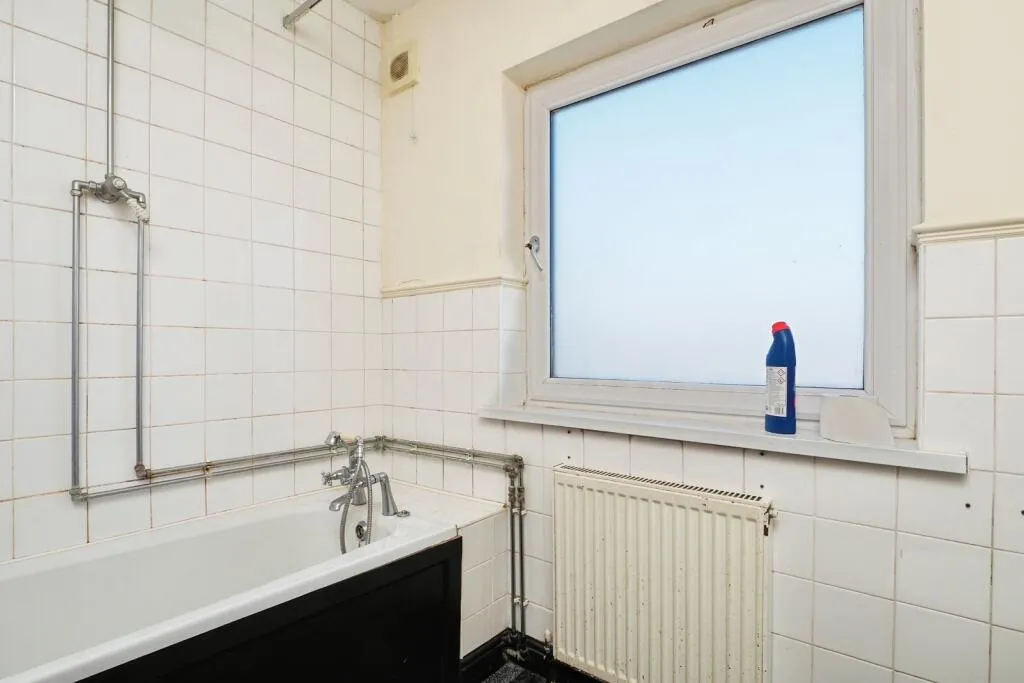 2 bed Semi-Detached
