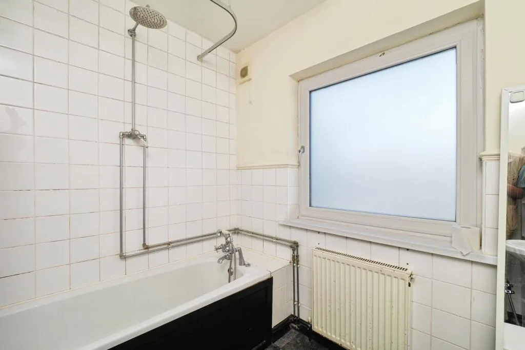 2 bed Semi-Detached
