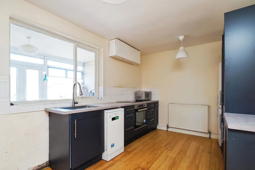 2 bed Semi-Detached