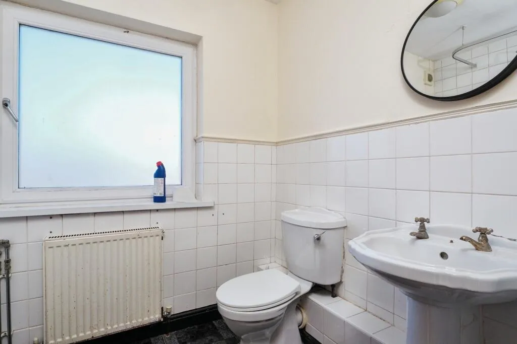 2 bed Semi-Detached