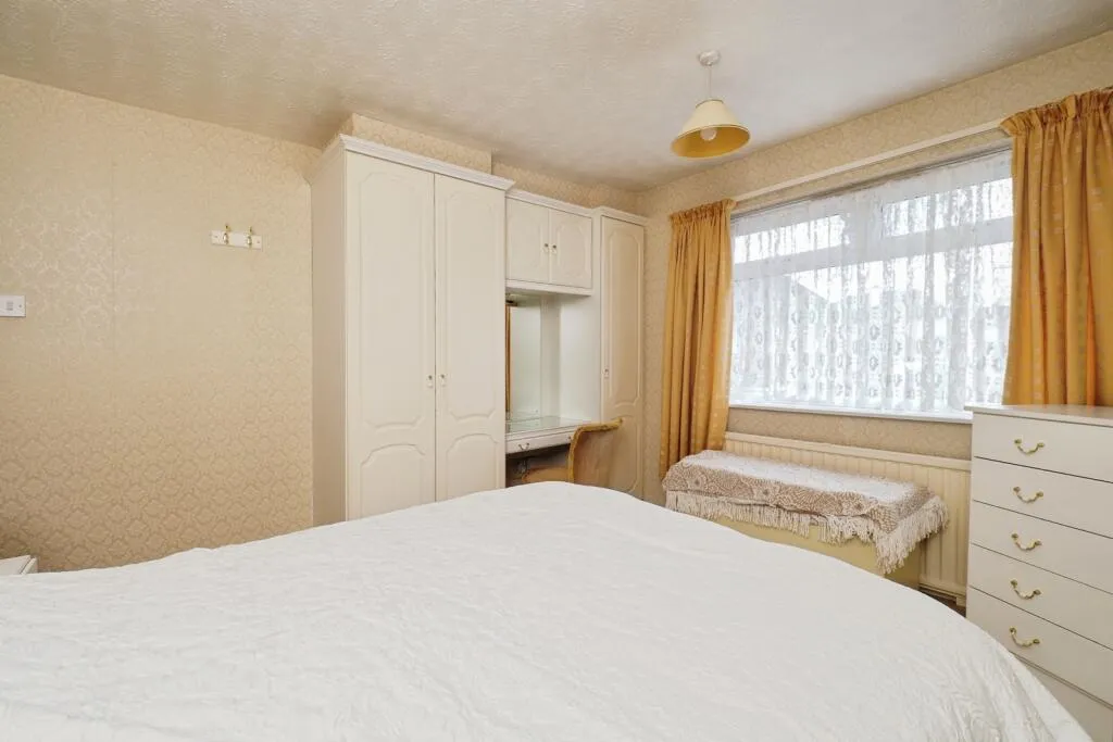 3 bed Terraced