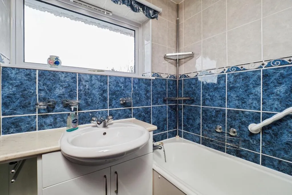 3 bed Terraced