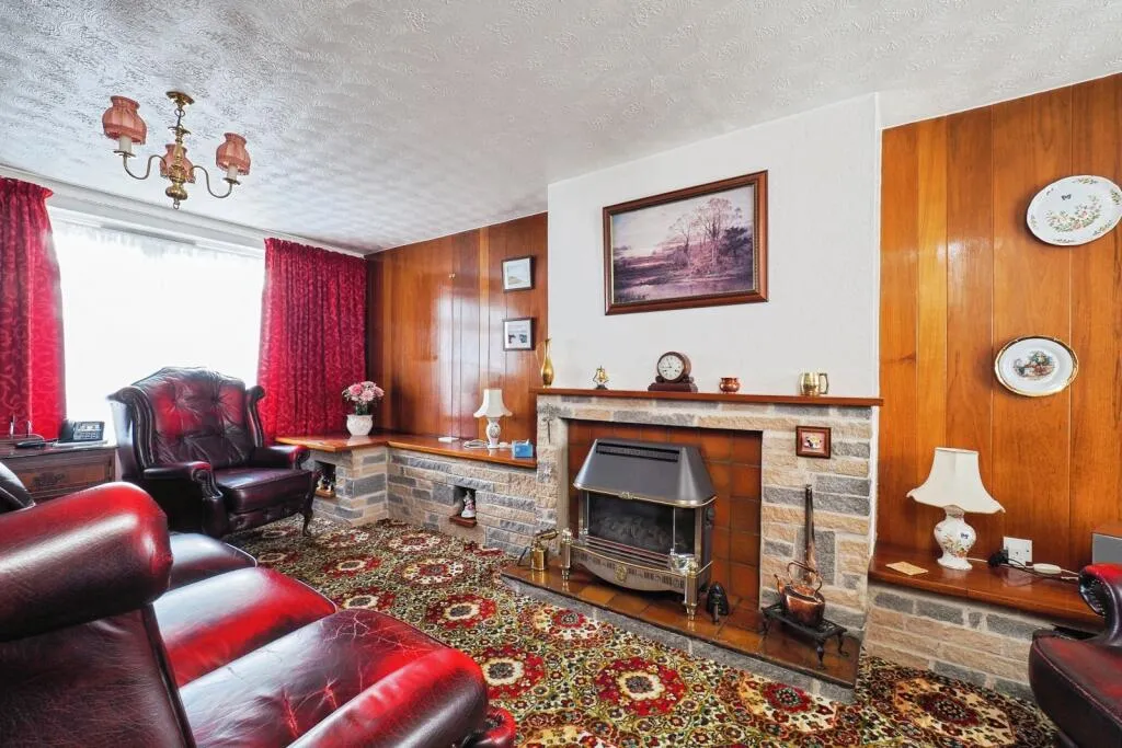 3 bed Terraced