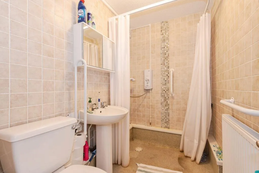 1 bed Retirement Property