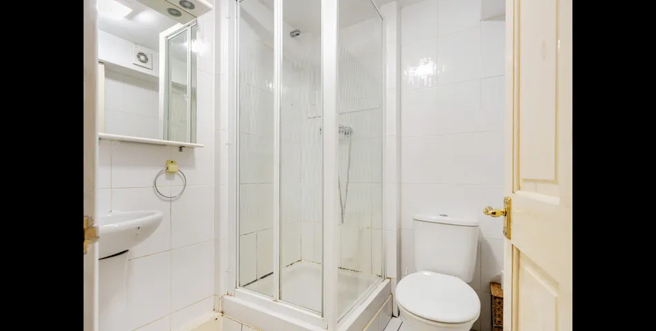 141 Staple Hill Road, BS16 5AG