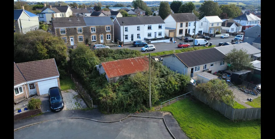 Christchurch Mission Hall, Caeau Duon, Pencoed, Bridgend