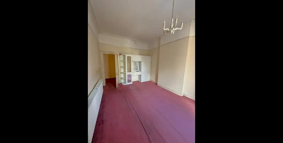 One bed seafront flat 