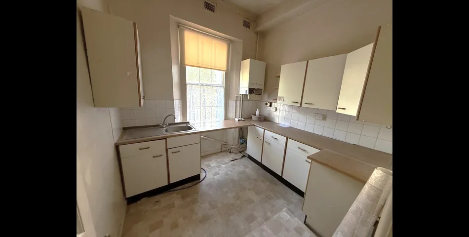One bed seafront flat 