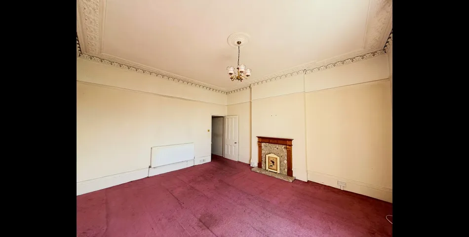 One bed seafront flat 